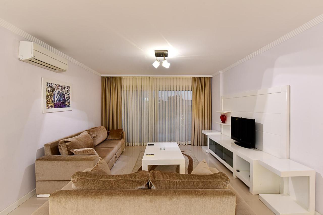 Royal Palm Daire
