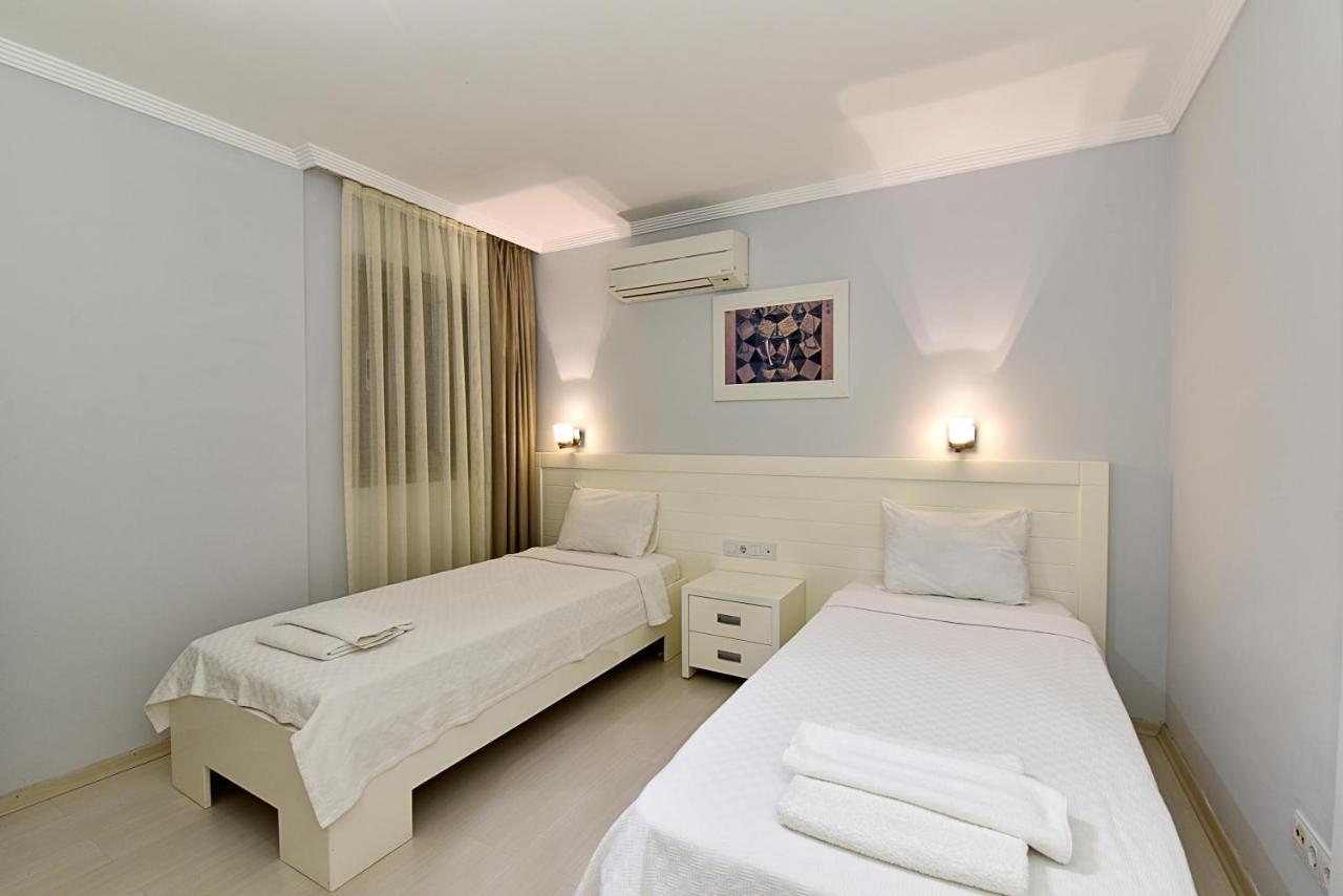 Royal Palm Daire